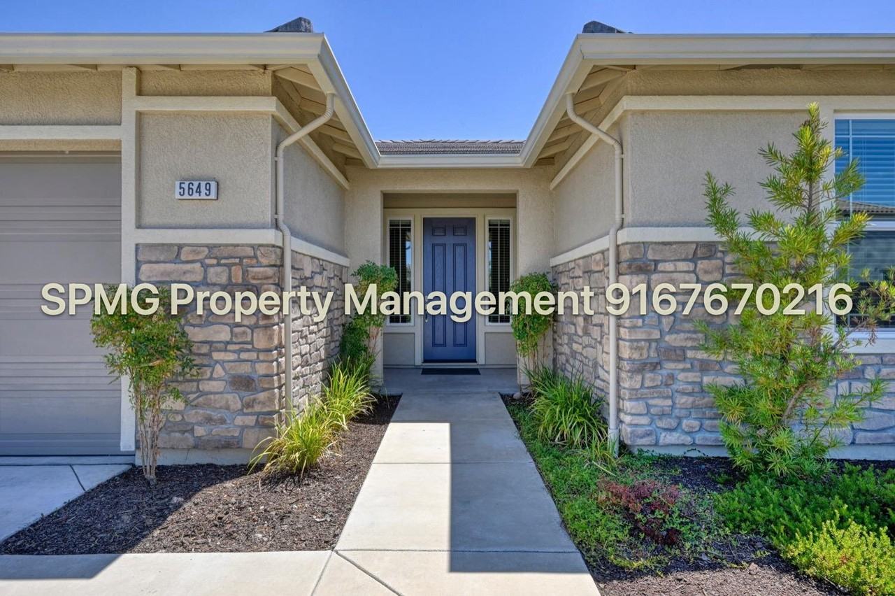 5649 Black Willow St - Photo 2 of 25