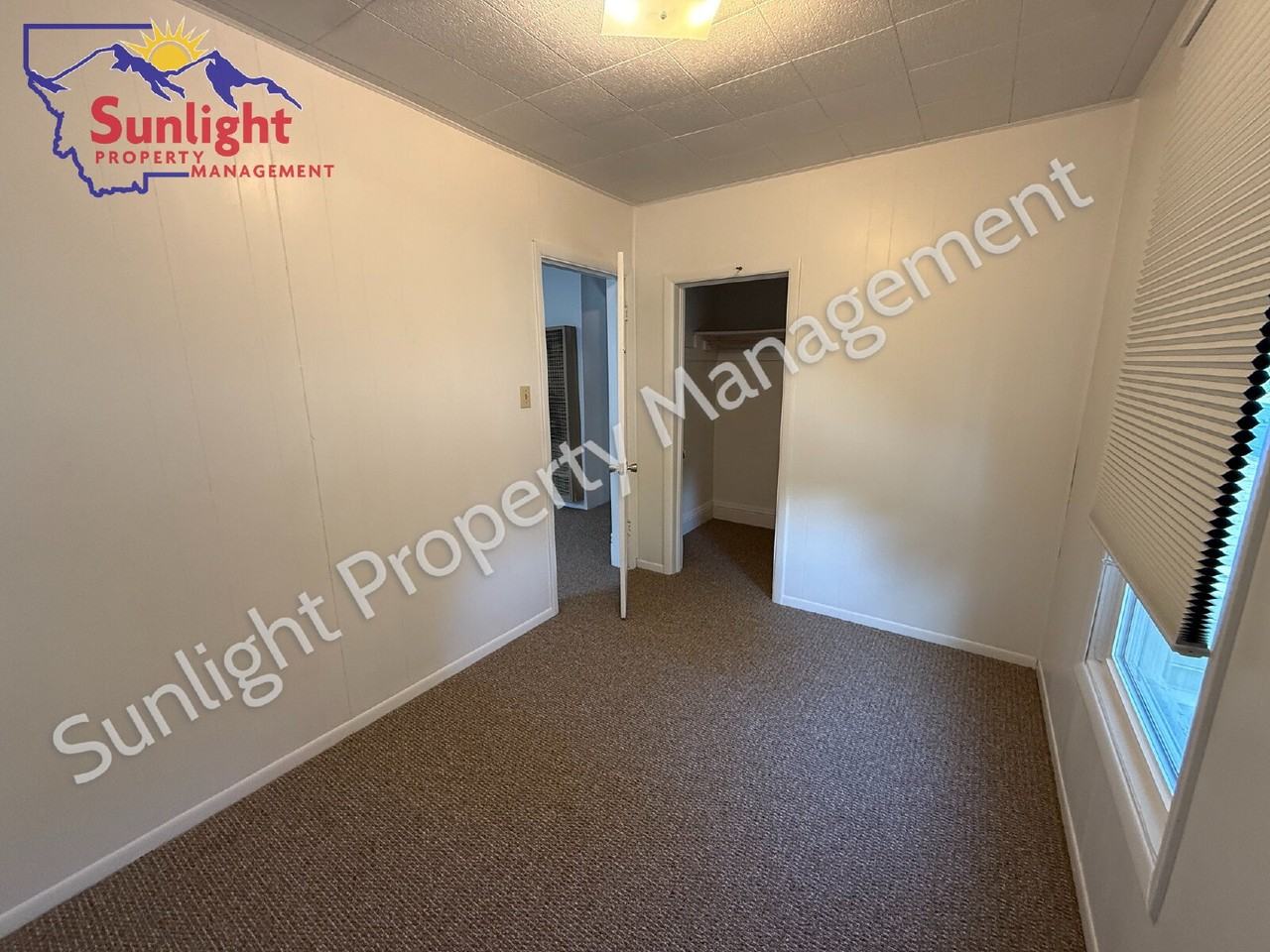 20 1/2 5th Ave - Photo 5 of 8