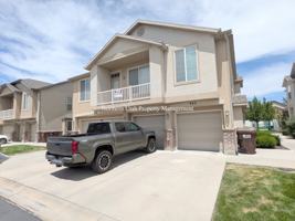 featured image of 942 Chelsea Ln