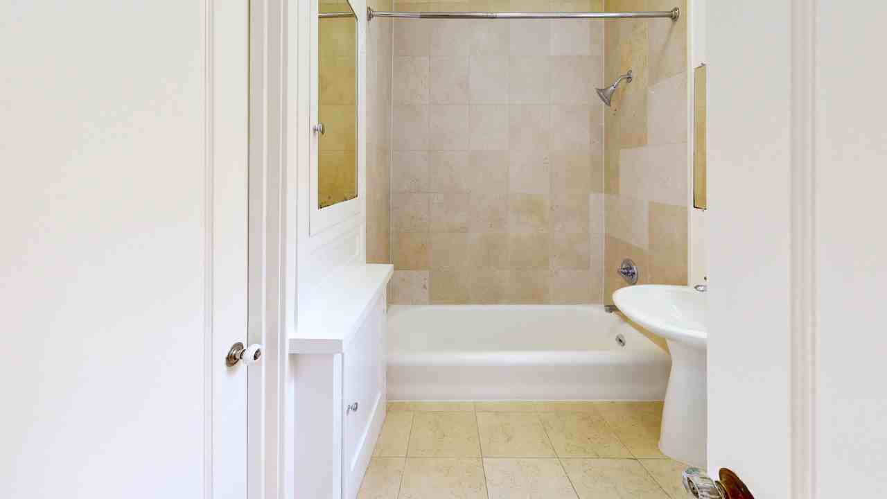 1735 Van Ness - Photo 5 of 25