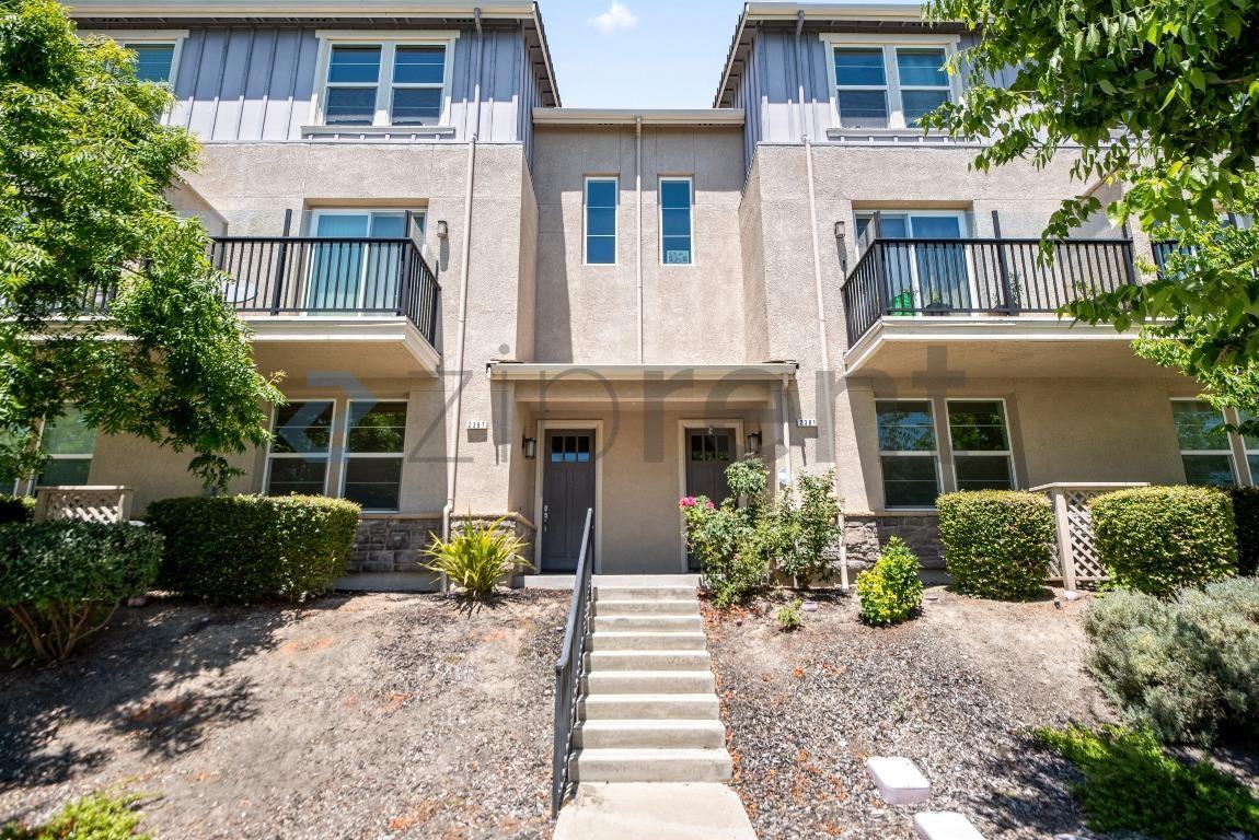 2387 Central Pkwy - Photo 2 of 26