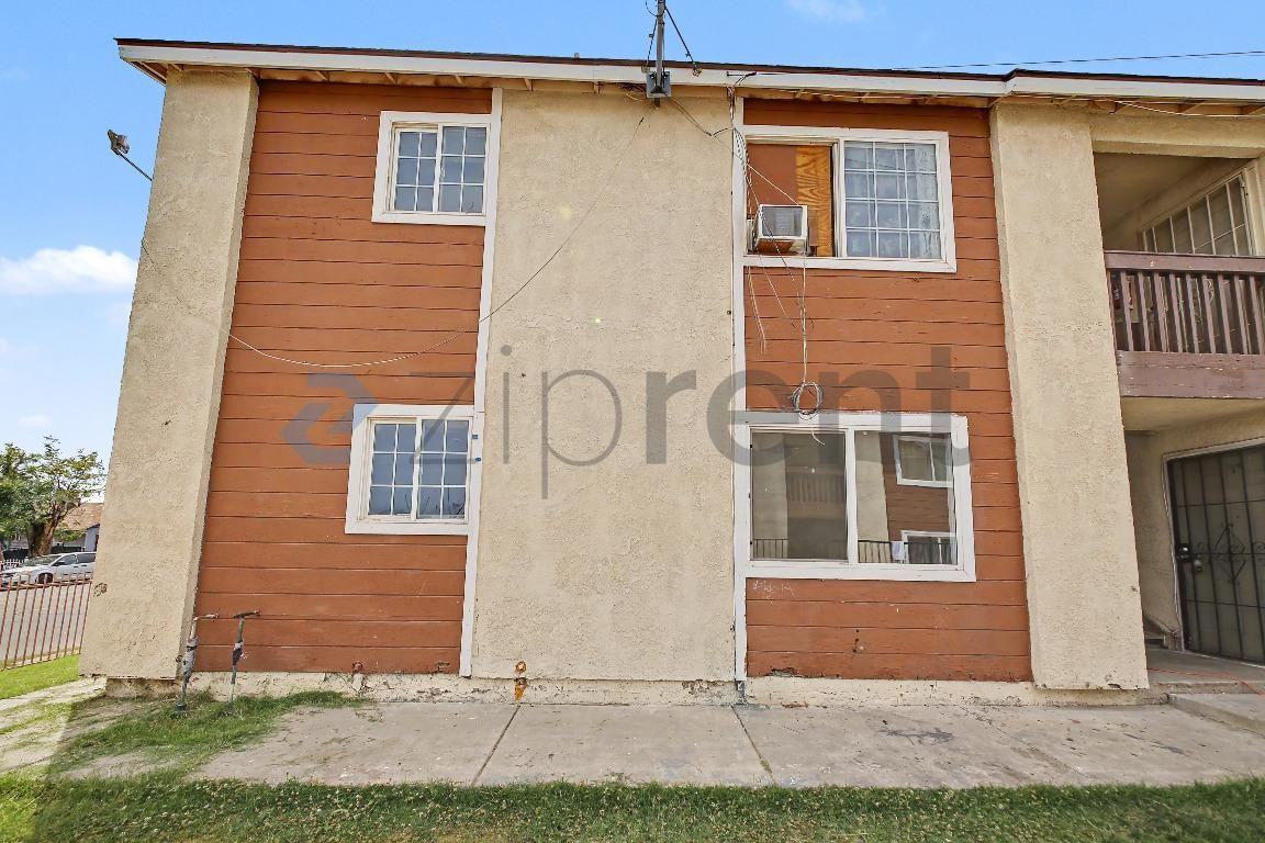 1308 Flower St #A - Photo 4 of 12