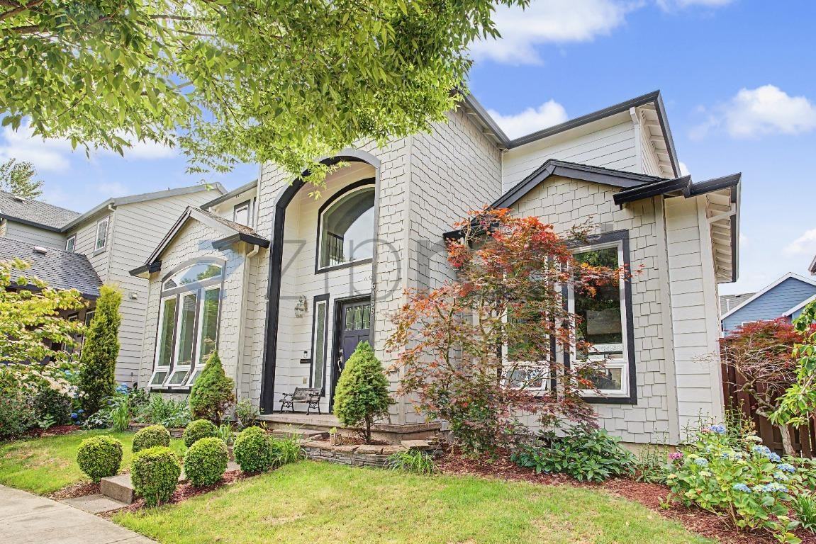 6138 Se Thornapple St - Photo 4 of 30