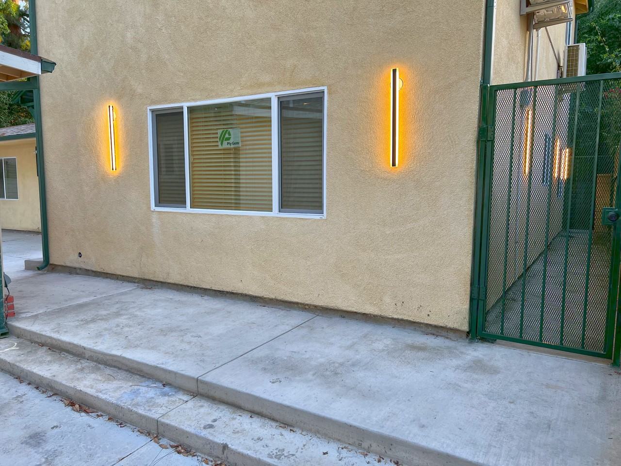 7021 Jamieson Ave #NA - Photo 4 of 33