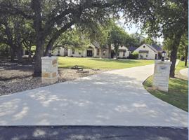 featured image of 140 Oak Plaza Dr #NA