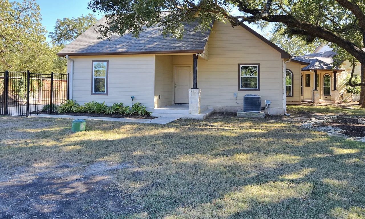 140 Oak Plaza Dr #NA - Photo 3 of 16