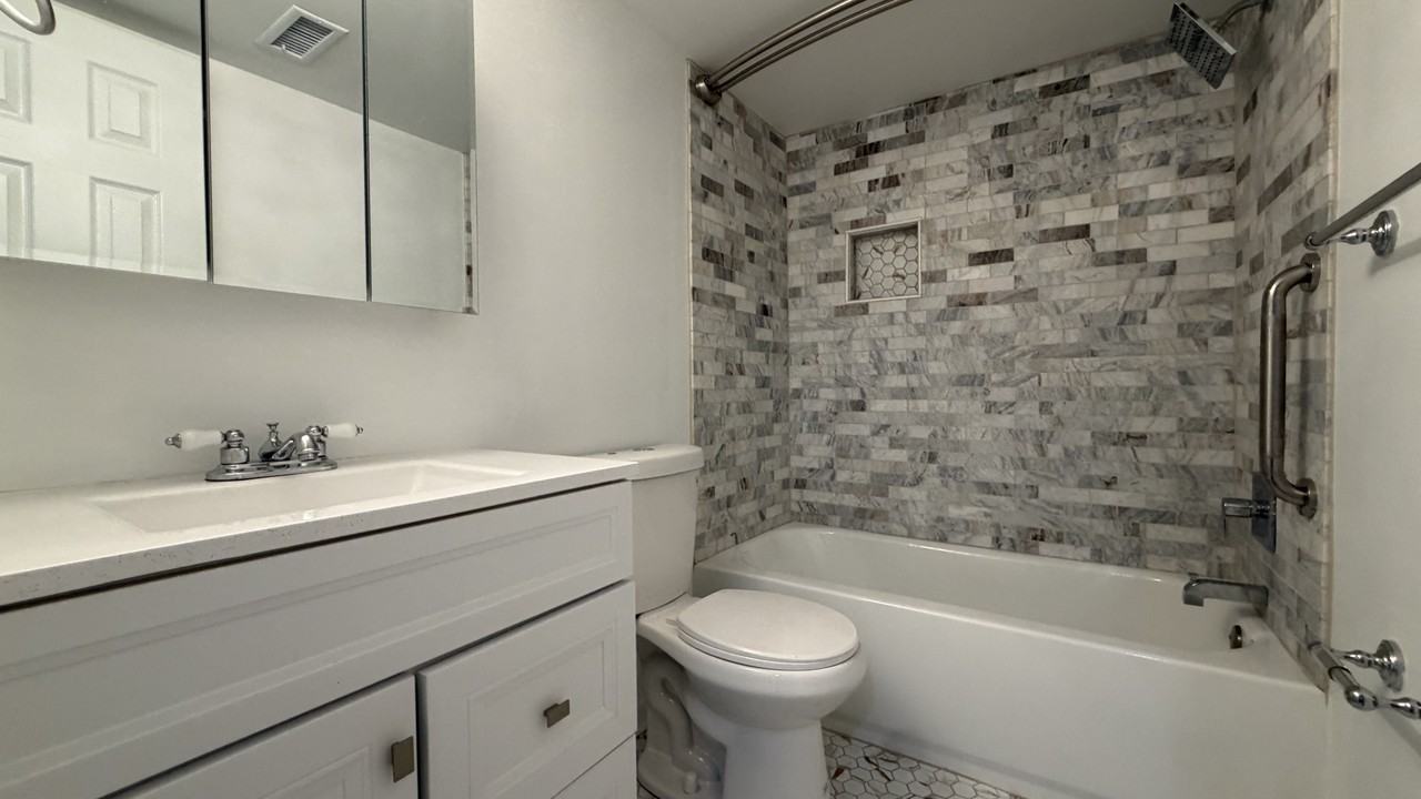 4548 Rosemarie Dr #NA - Photo 3 of 27