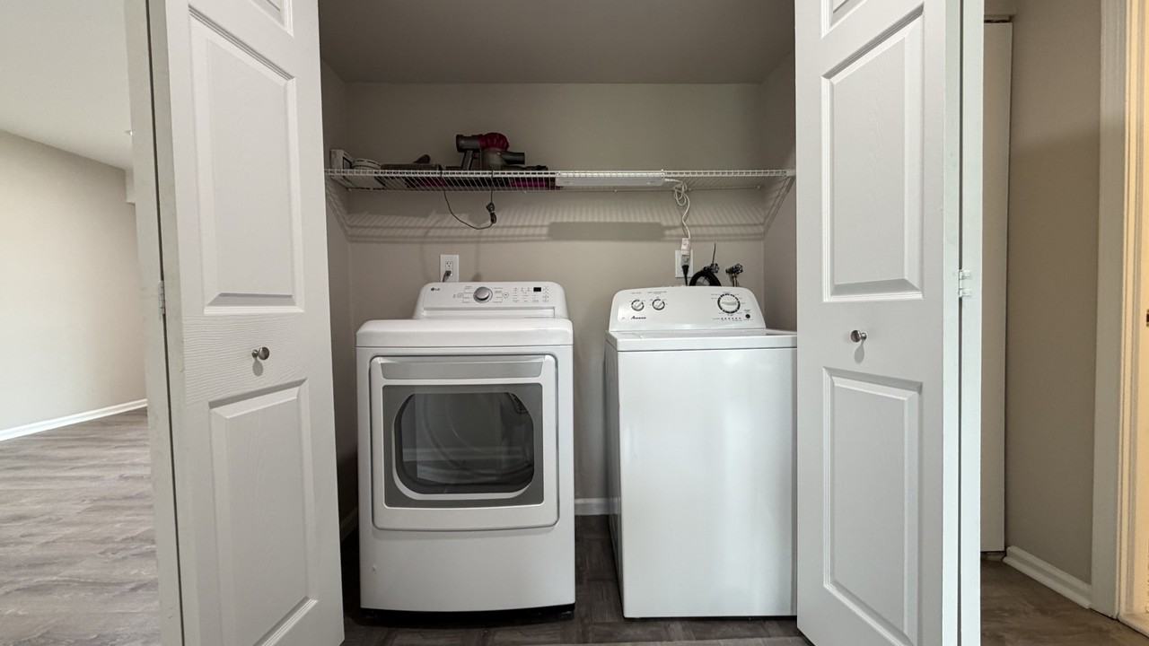 4548 Rosemarie Dr #NA - Photo 4 of 27