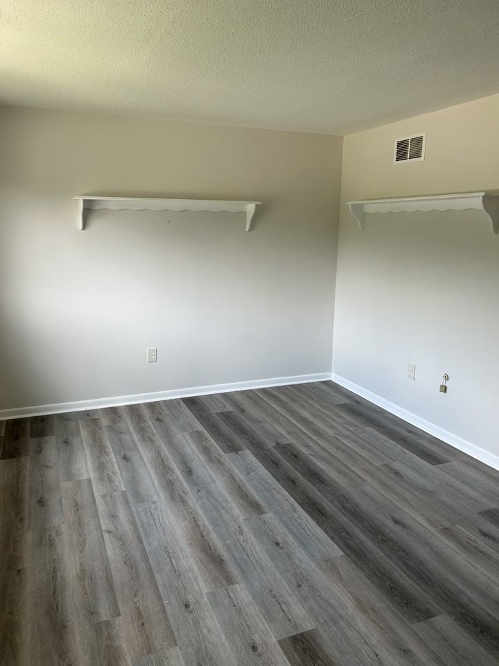 124 Skyview Dr #124 - Photo 4 of 10