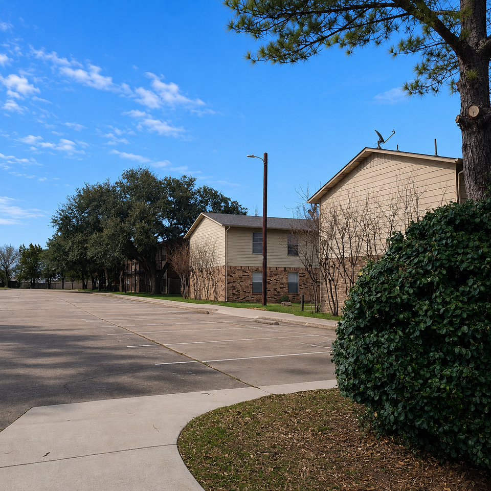 13045 Fish Rd #201 - Photo 3 of 13