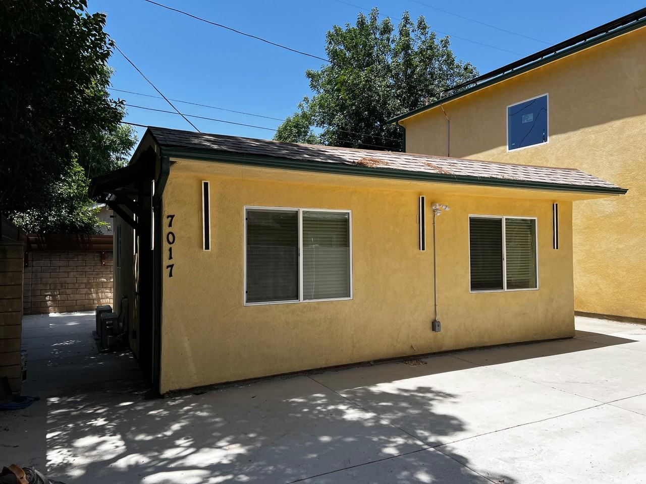 7017 Jamieson Ave #NA - Photo 3 of 16
