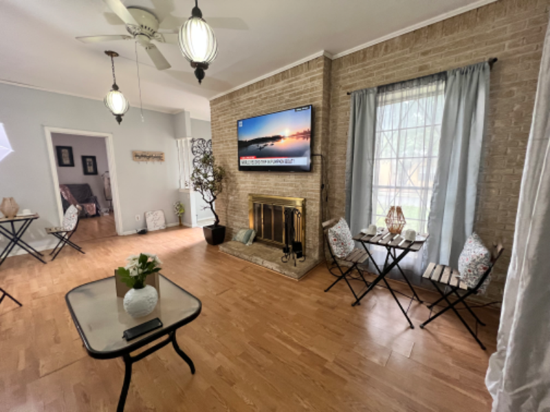 1603 W Rosewood Ave #A - Photo 6 of 16