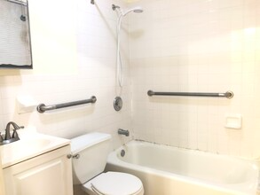 33 Storms Ave #3D - Photo 5 of 5