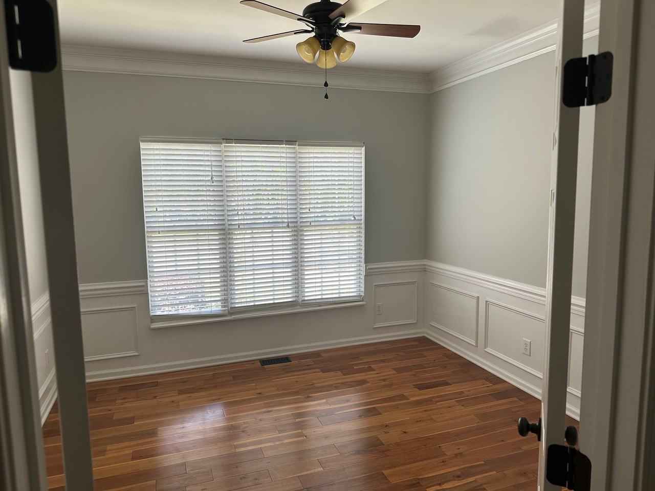 16104 Epiphany Ct - Photo 5 of 12