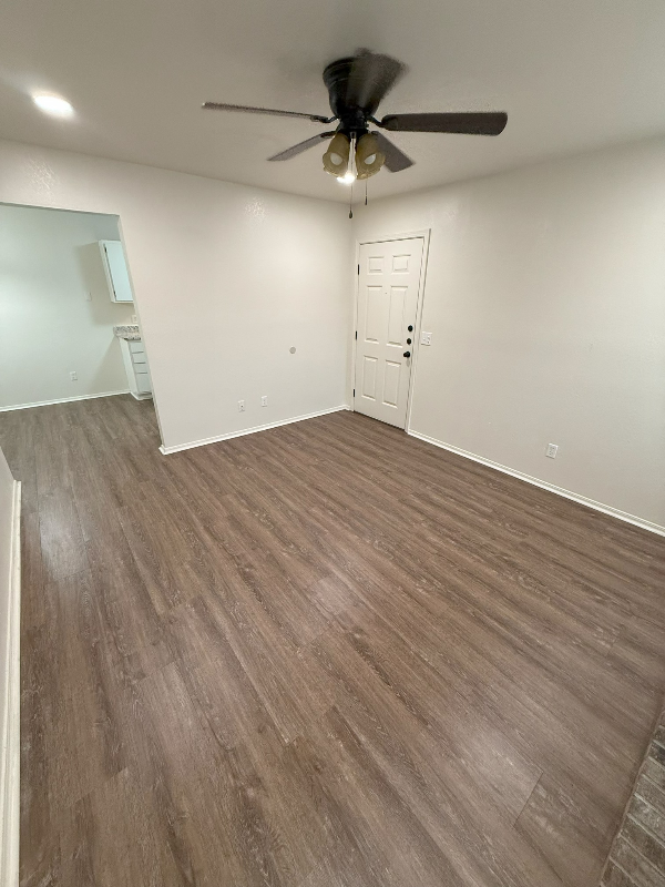 4507 Coronado Ave #17C - Photo 2 of 10