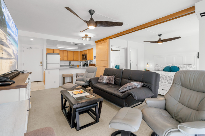 2124 Awihi Pl #204 - Photo 7 of 32