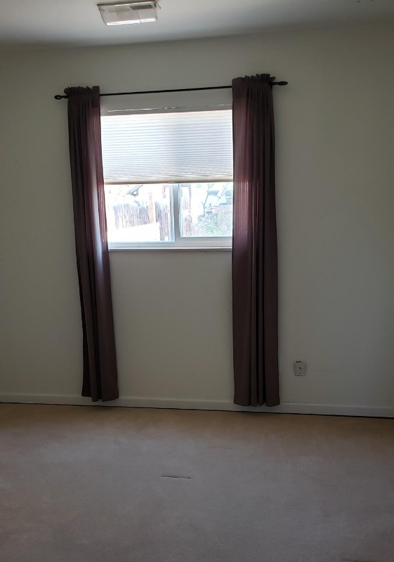 722 W Madison St - Photo 4 of 10