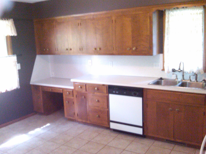 5317 Malibu Dr - Photo 3 of 13