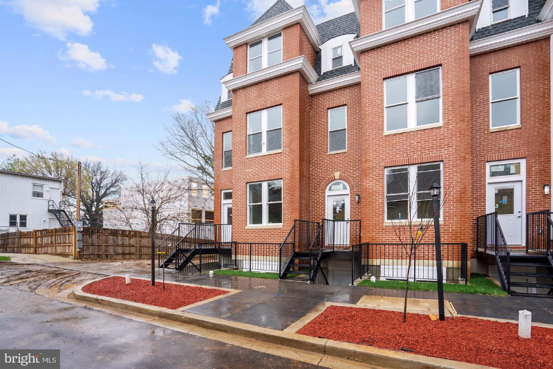 1622 26th Pl Se