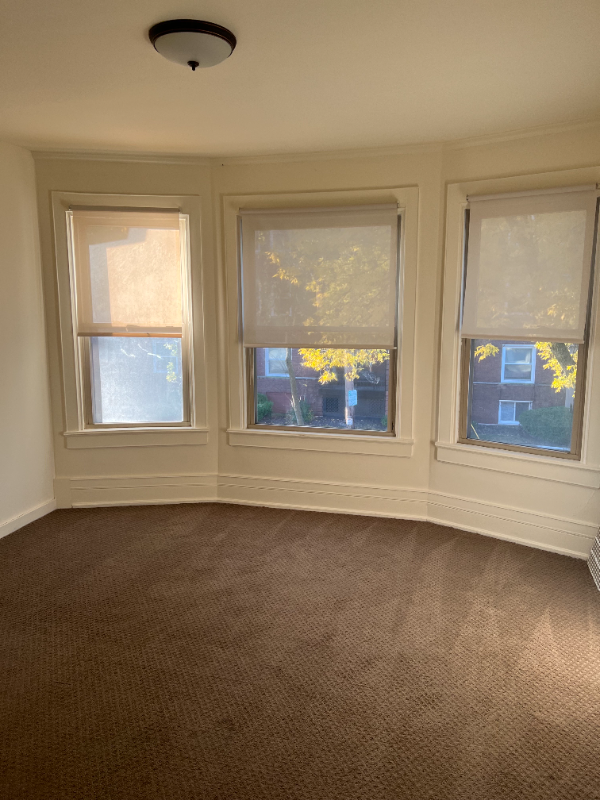 2700/2702 N Stowell Ave #2702 - Photo 4 of 8