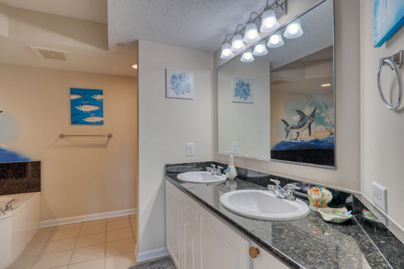 2151 Bridge View Ct #3-302B - Photo 4 of 20