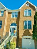 21547 Trowbridge Sq - Photo 1 of 1