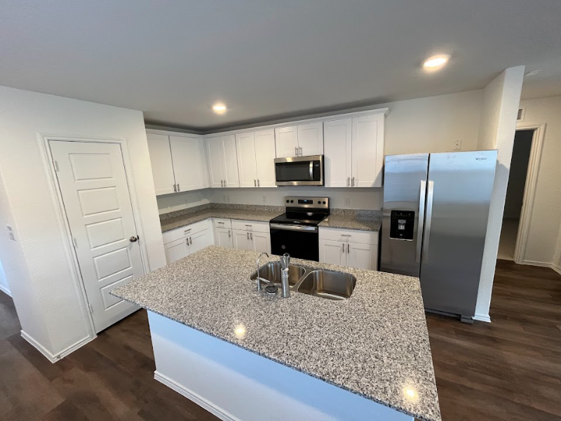 735 Bluegrass Pt - Photo 5 of 20
