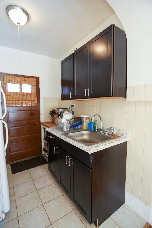 4628 N Wolcott Ave #2 - Photo 4 of 8