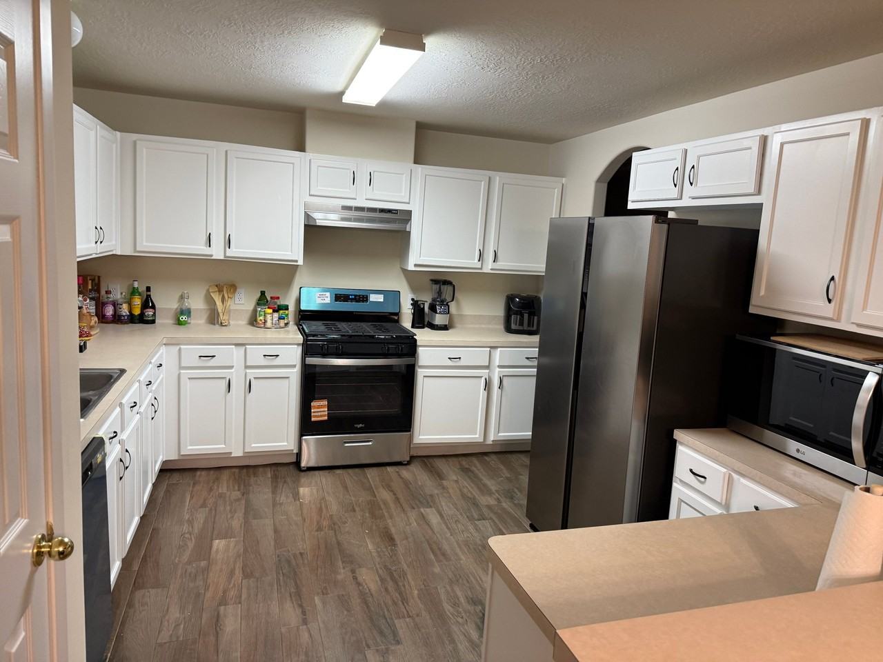 6610 Gorton Dr - Photo 4 of 6
