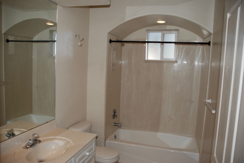 3705 Lafayette Dr Ne #1 - Photo 4 of 5