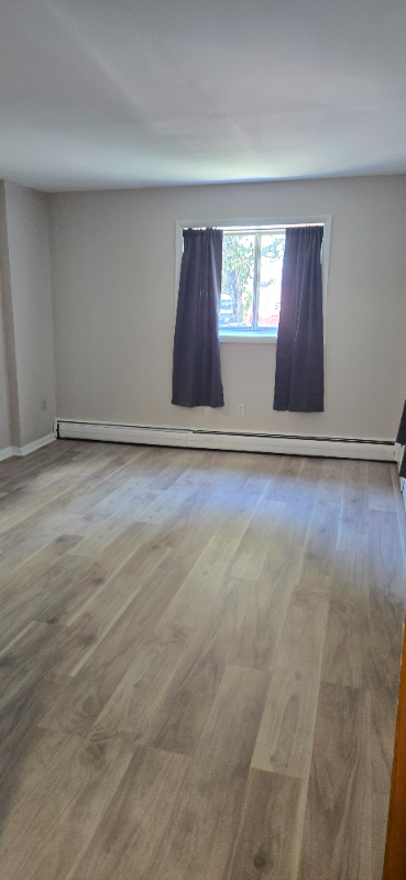 61 Vanderburgh Avenue #2 - Photo 7 of 8