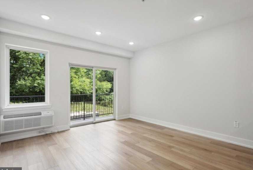 401 E Walnut Ln #A - Photo 5 of 11