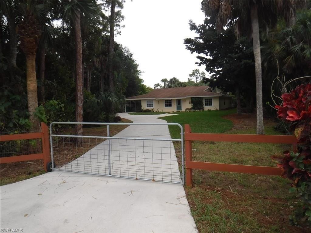 4482 Burton Rd - Photo 3 of 17