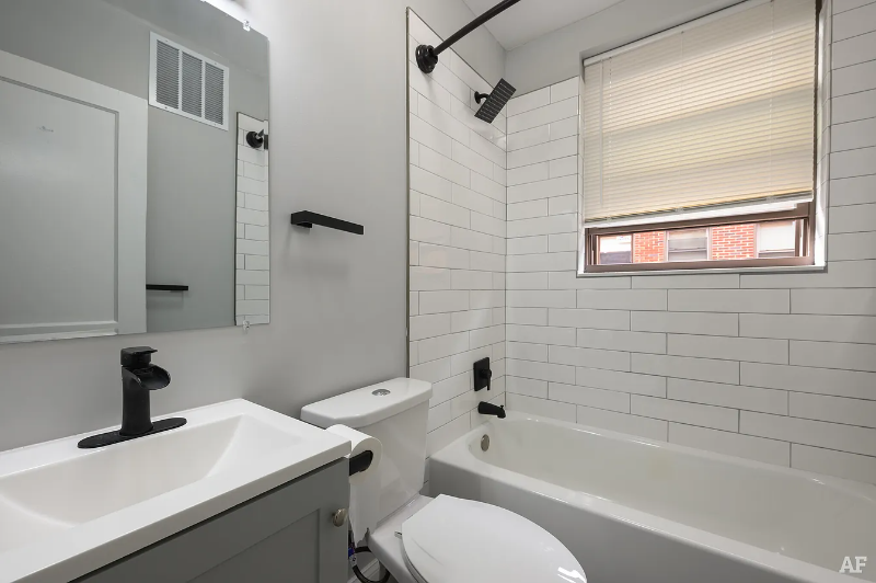 7250 Walnut St #B1 - Photo 3 of 16