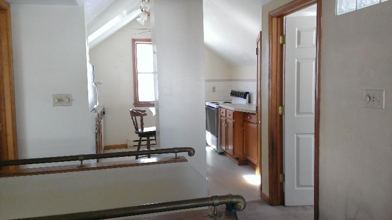36 S Walnut St - Photo 4 of 12