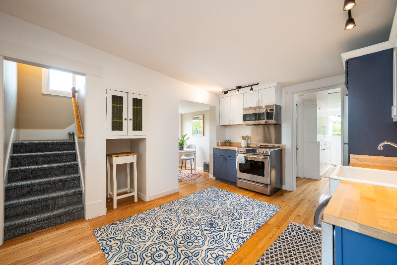1800 J St #A - Photo 2 of 19