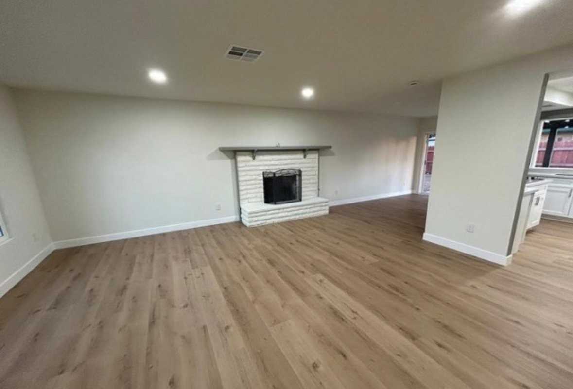 41767 Shady Ln - Photo 3 of 10