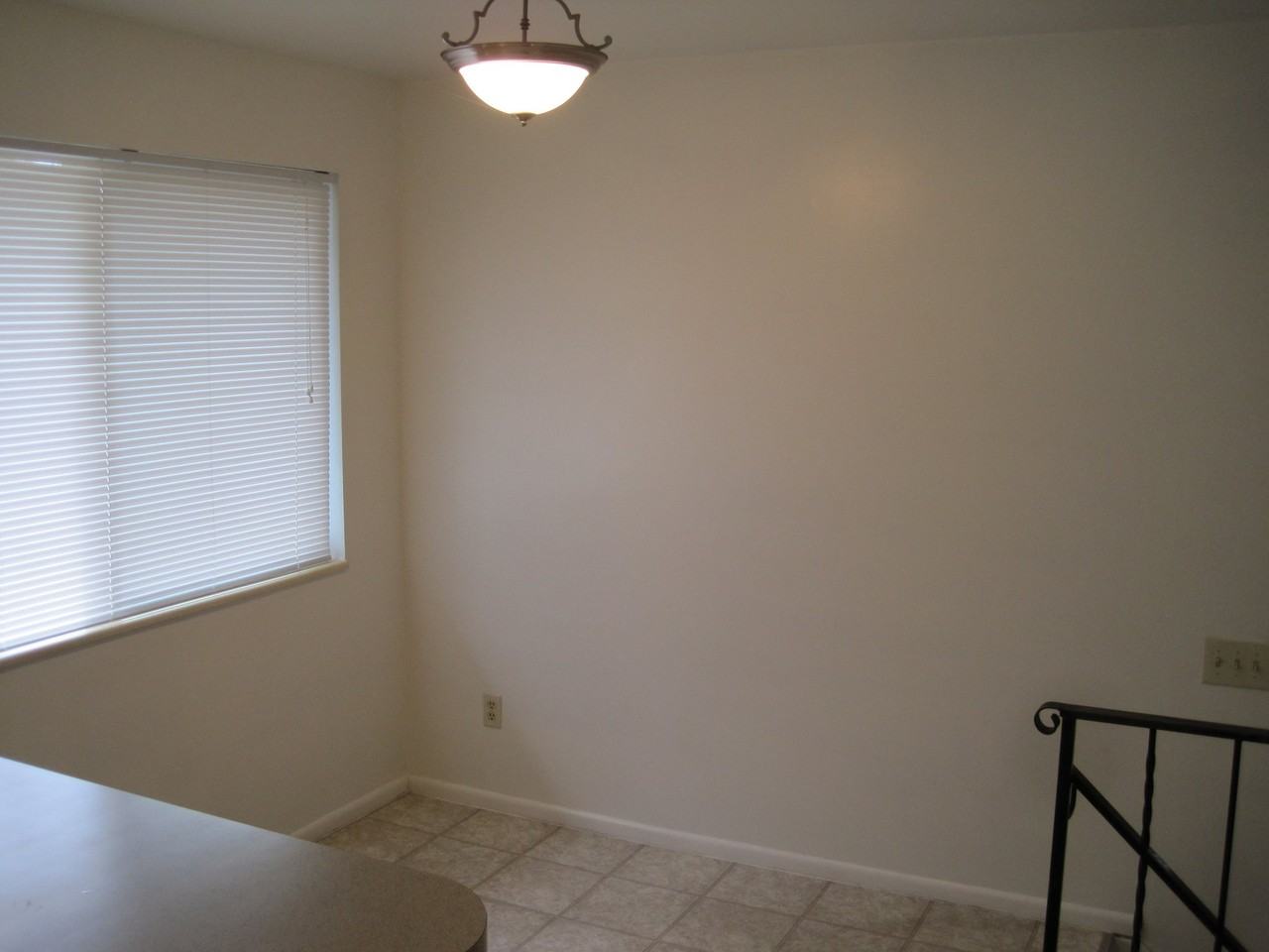 268 W Pioneer Cir #1 - Photo 6 of 18