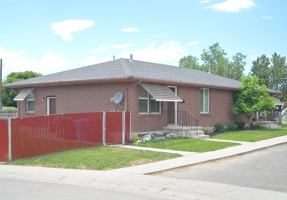 featured image of 268 W Pioneer Cir #1