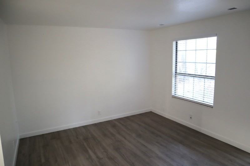 5622 S St #1 - Photo 5 of 25