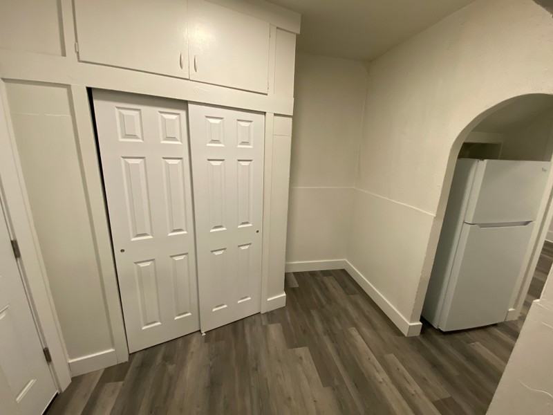 635 23rd St #1 - Photo 4 of 7