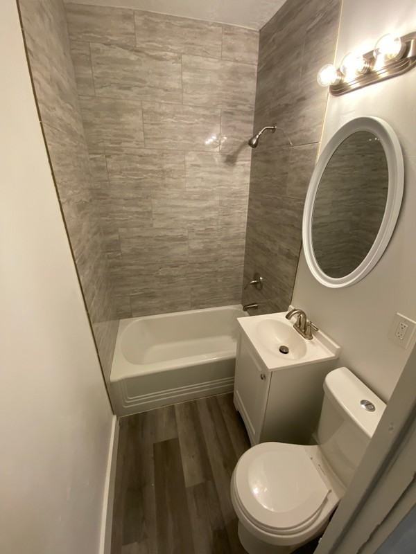 635 23rd St #1 - Photo 7 of 7