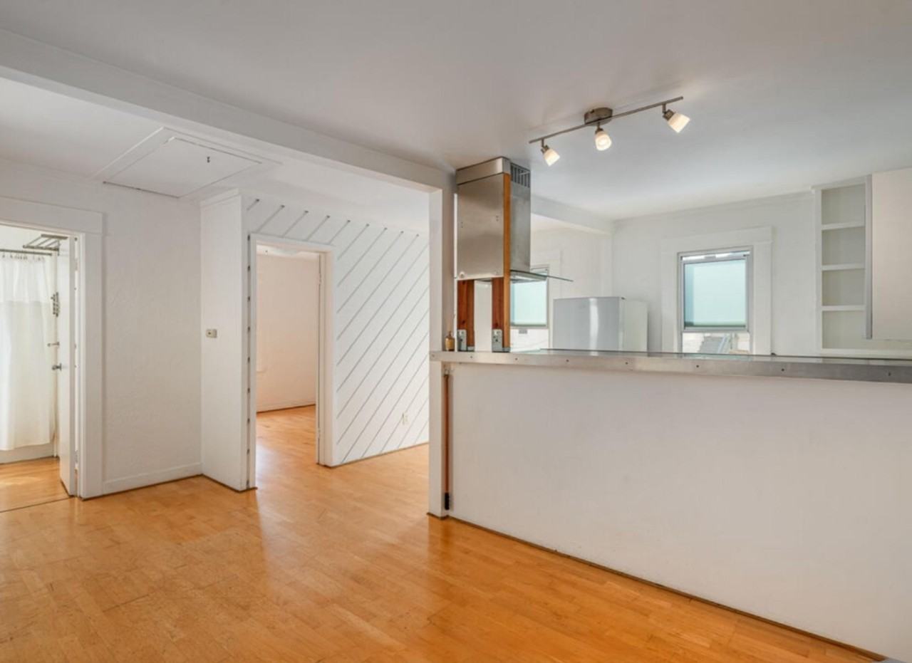 43 Dudley Ave #C - Photo 2 of 11