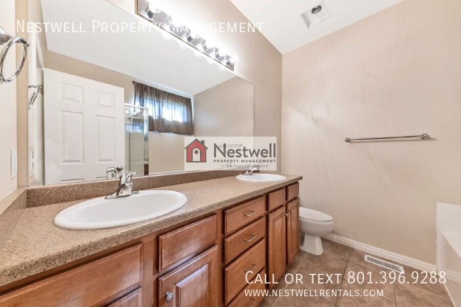 4672 W Firmont Dr - Photo 6 of 29
