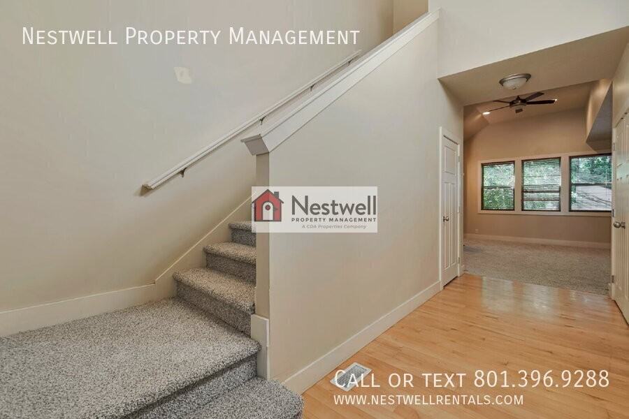 1327 E Urbandale Ln - Photo 7 of 34