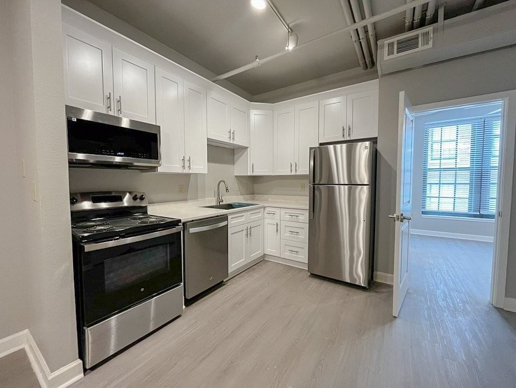 1400 Cumberland St #302