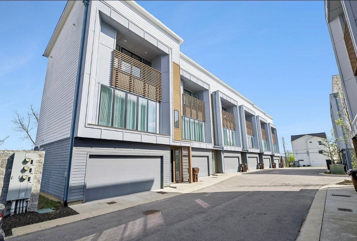 227 Oceola Ave #5 - Photo 3 of 20