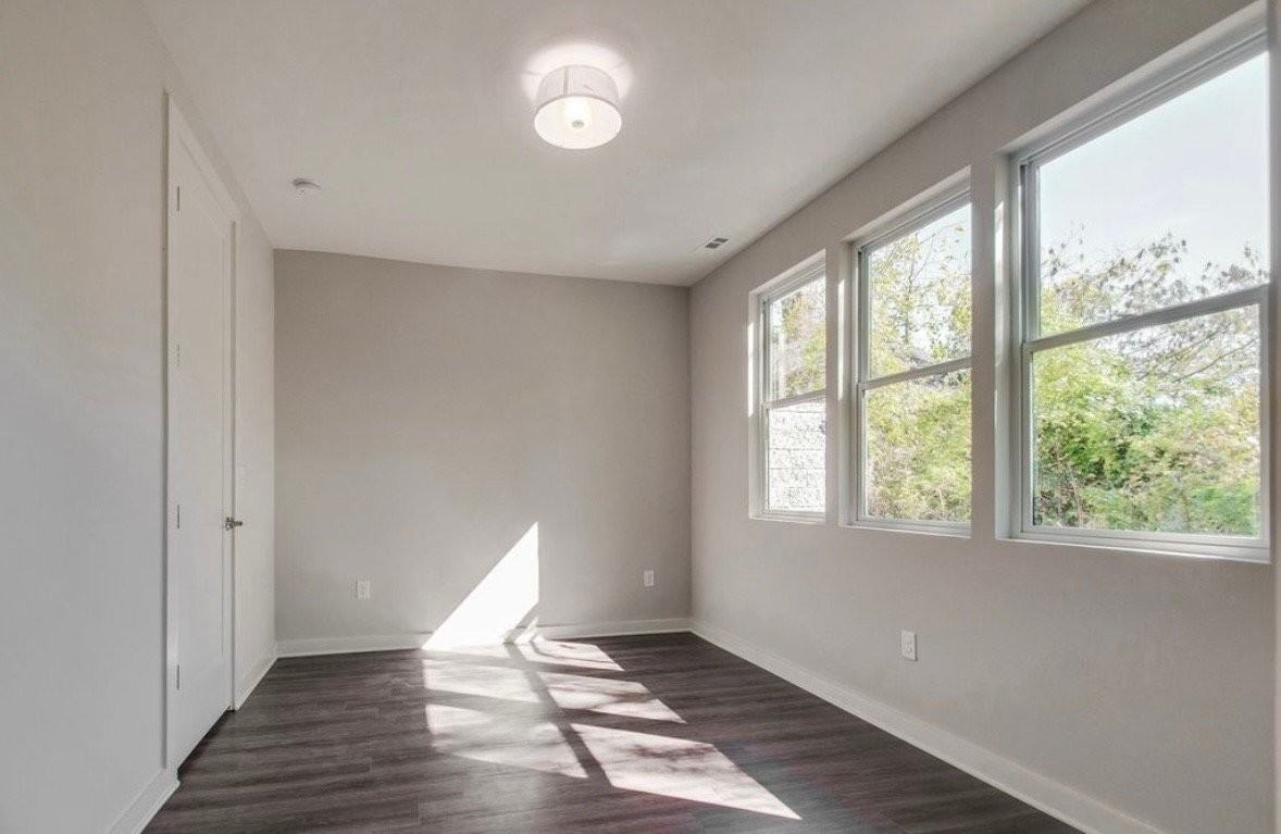 227 Oceola Ave #5 - Photo 6 of 20
