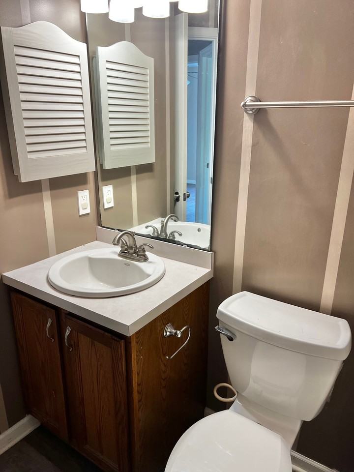 237 Cromwell Ct - Photo 7 of 24