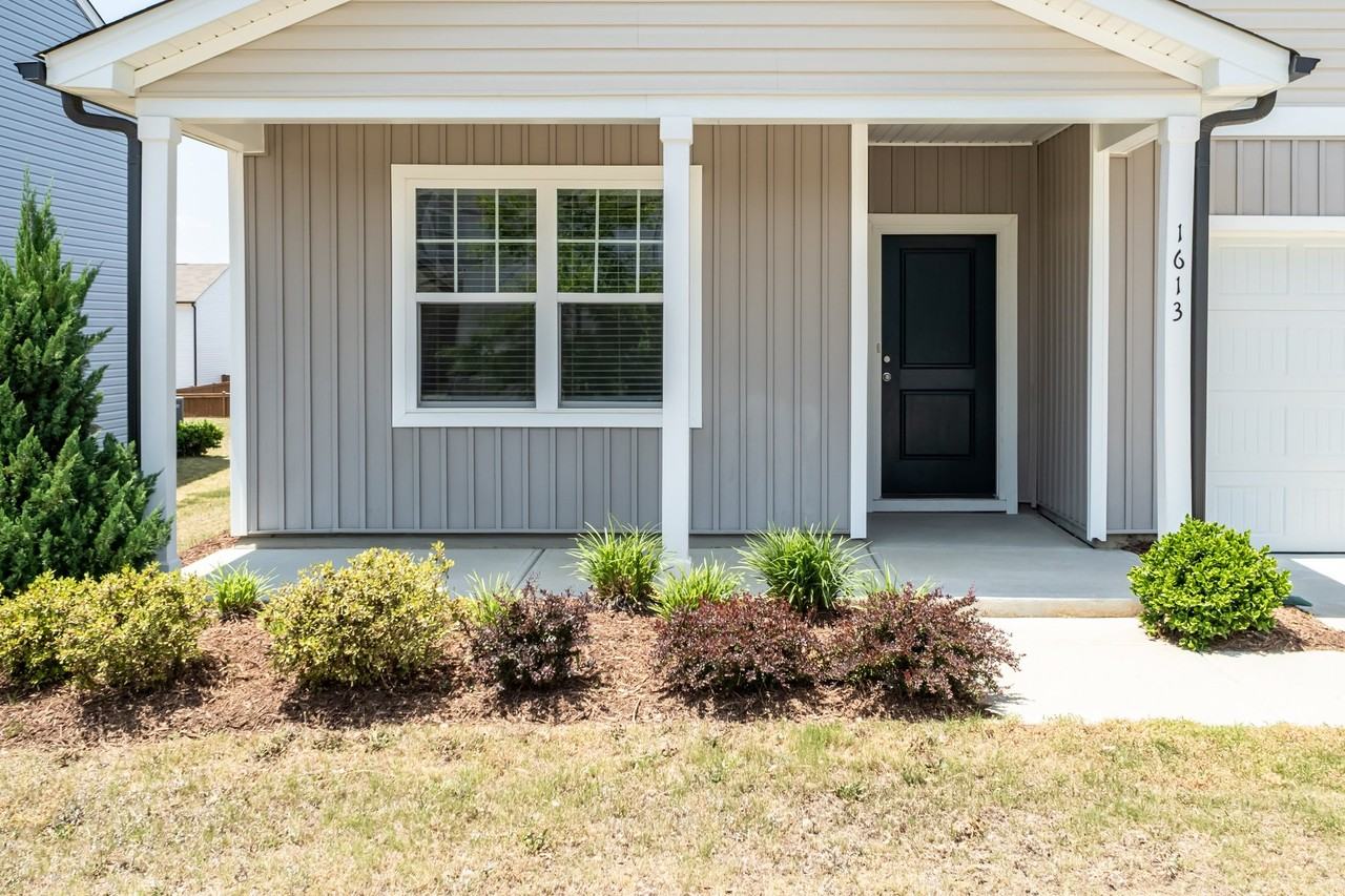 1613 Arapahoe Ridge Dr - Photo 2 of 25